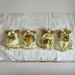 1981 lot of 4 Porcelain Ornaments Angels Carols Victorian style JUST DUCKY